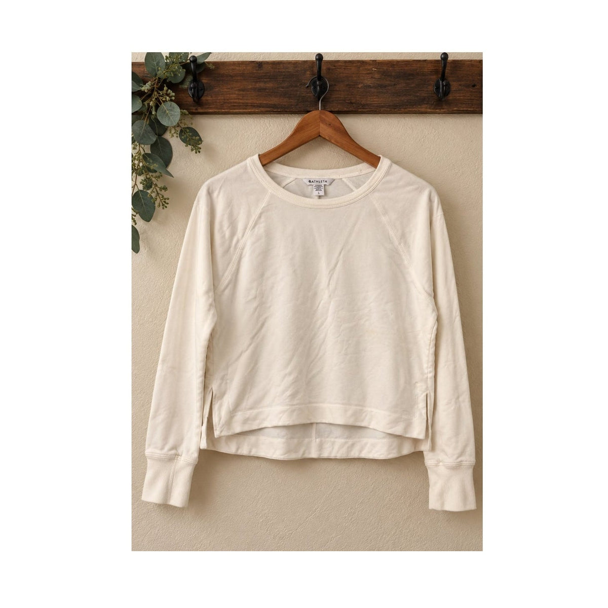 Athleta Ivory Raglan Long Sleeve High Low Pullover Top Size L