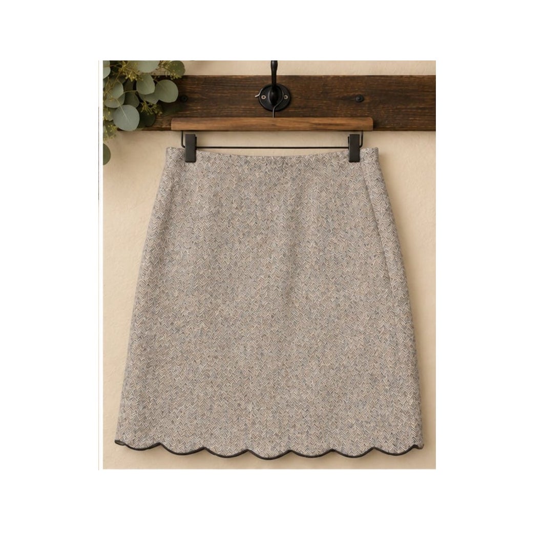 Talbots Size 4 Gray Herringbone Tweed Scalloped Hem A-Line Skirt