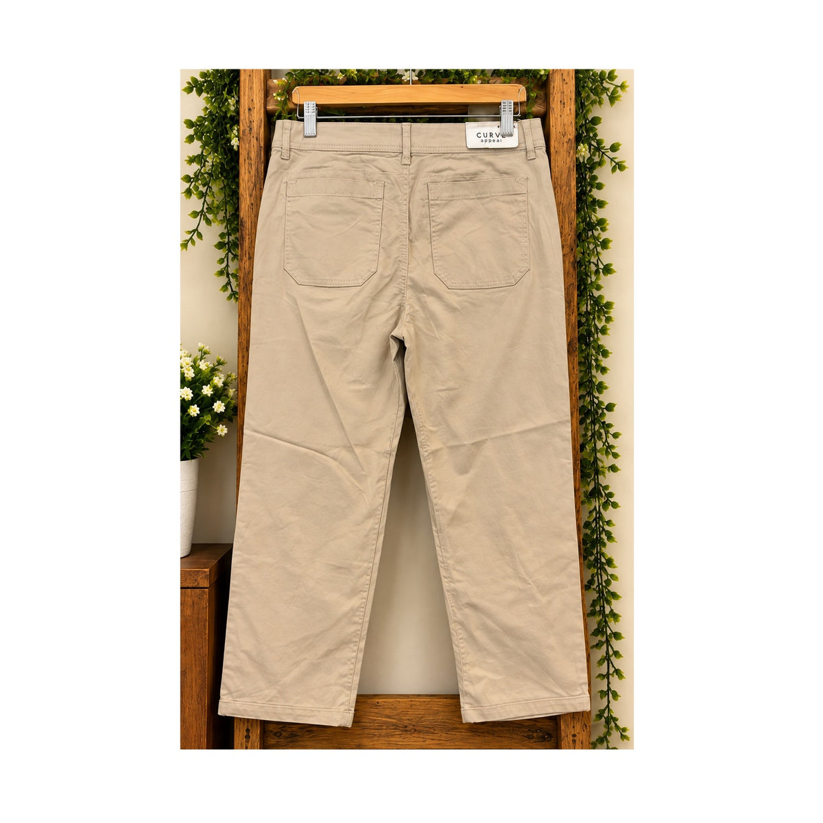 NWT Curve Appeal Smart Ankle Chino Pants Womens Size 10/30 Bone Beige Cuffed