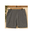 Under Armour Drive Golf Shorts Grey Performance Mens Size 38 Elastic