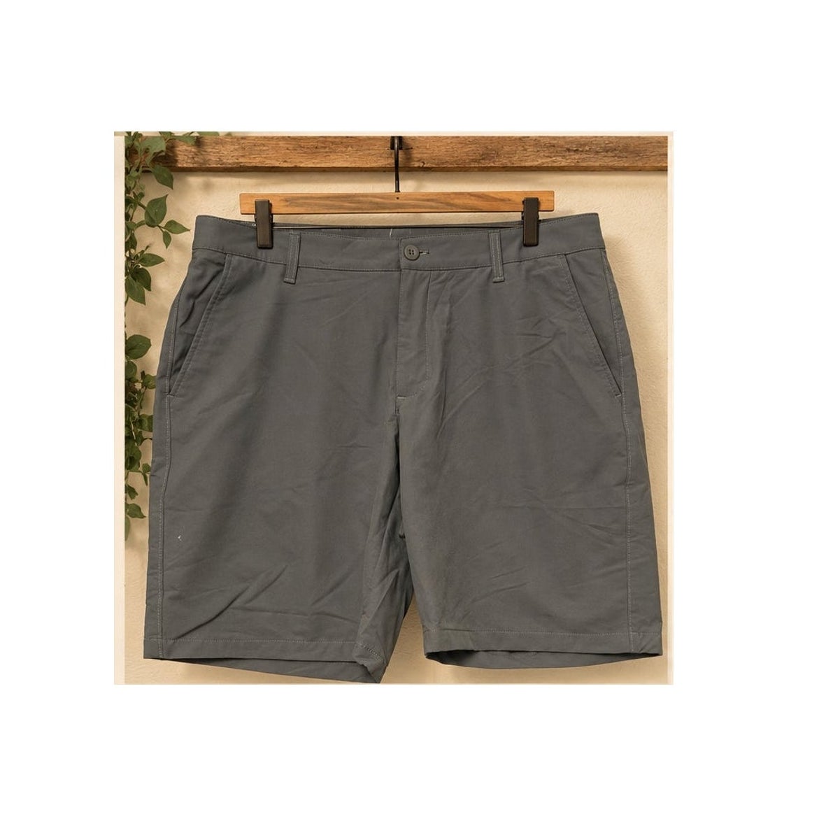 Under Armour Drive Golf Shorts Grey Performance Mens Size 38 Elastic